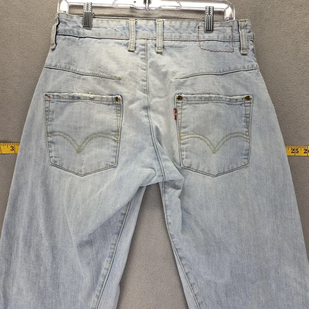 Levis 11767 important